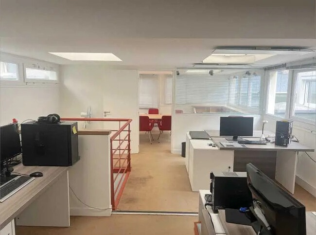 Plus de détails pour Bureau à vendre