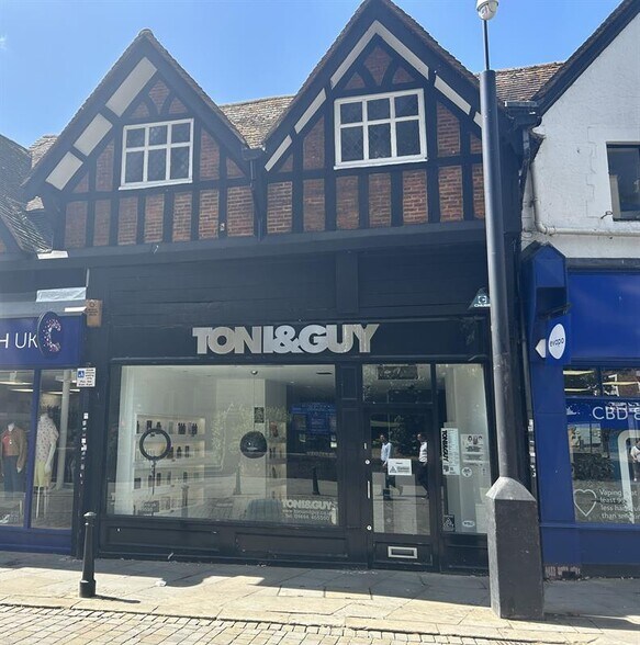 8A Church St, High Wycombe à louer - Photo de l’immeuble – Image 1 sur 1
