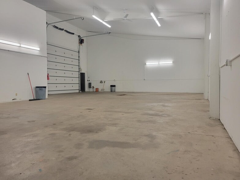 503 Cleveland Ave N, Saint Paul, MN à louer - Photo intérieure – Image 2 sur 6