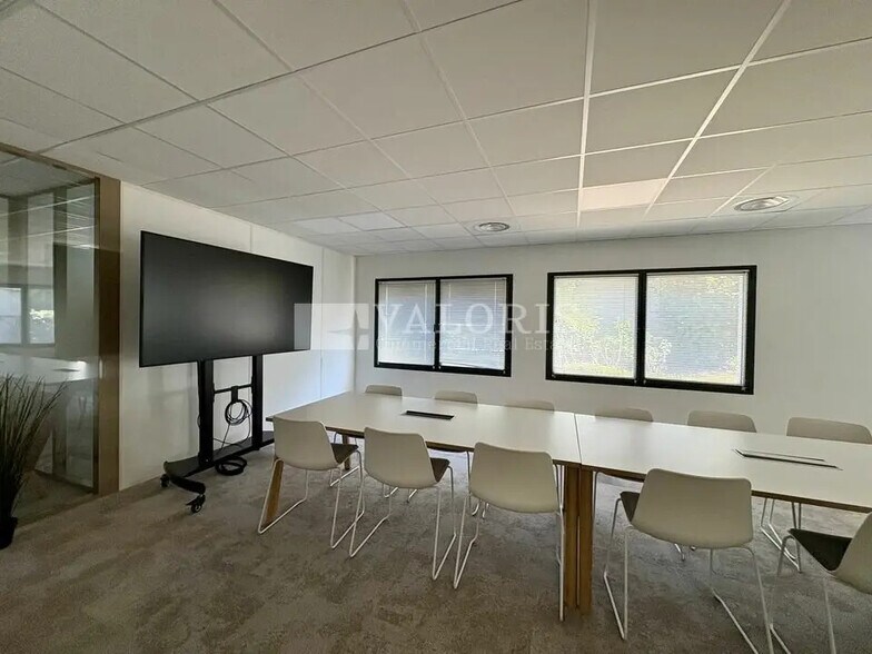 Bureau dans Lyon à louer - Photo de l’immeuble – Image 1 sur 16