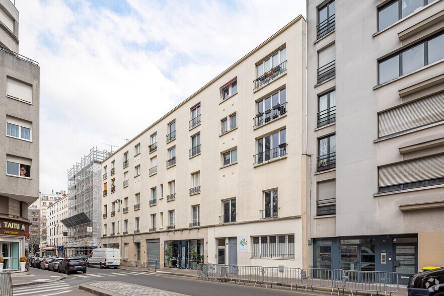 14 Rue Lally-Tollendal, Paris à louer - Photo de l’immeuble – Image 2 sur 3