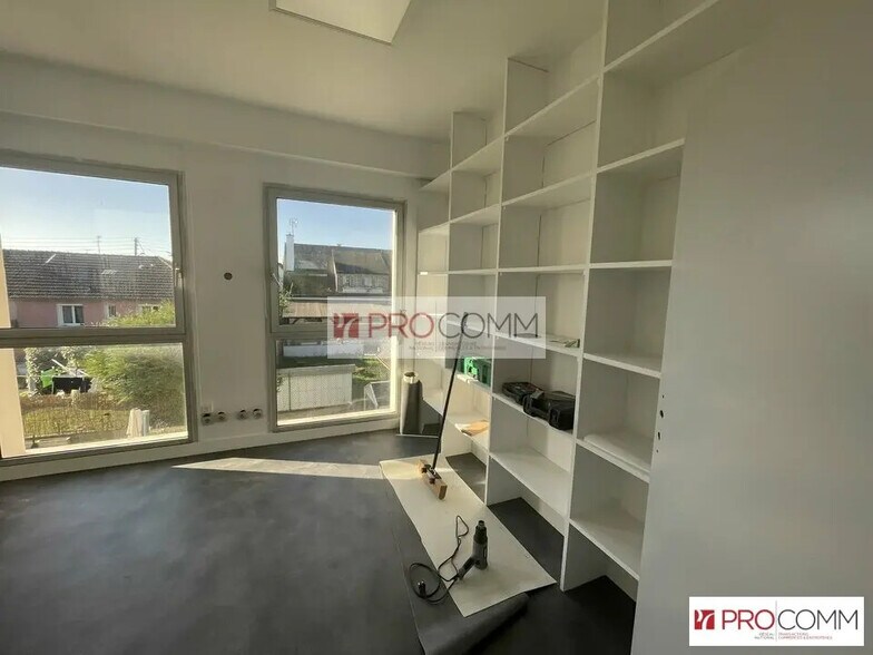 Bureau dans Chartres à louer - Photo intérieure – Image 2 sur 10