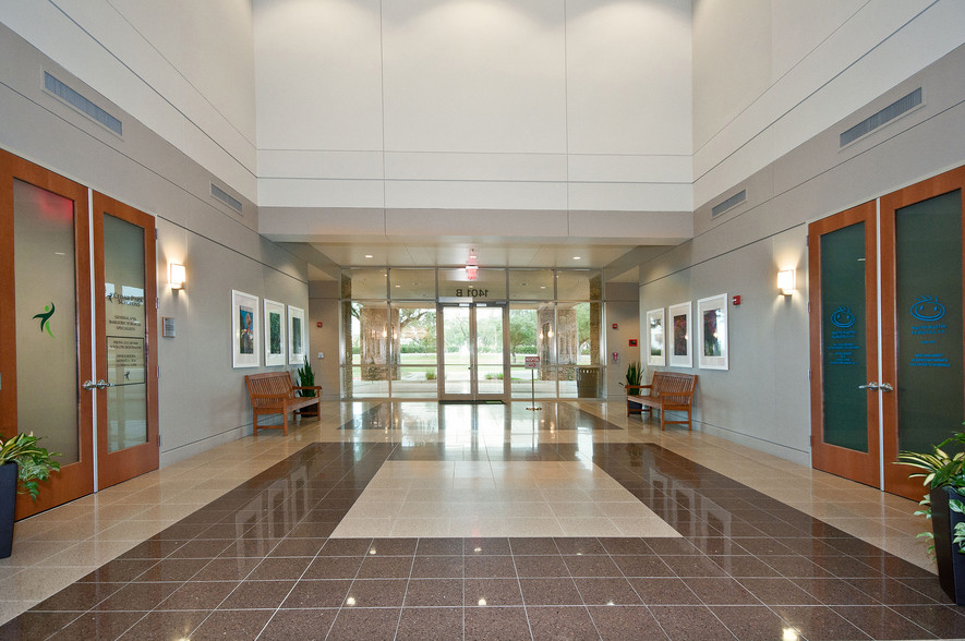 1401 E Medical Pky, Cedar Park, TX à louer - Hall d’entrée – Image 3 sur 7