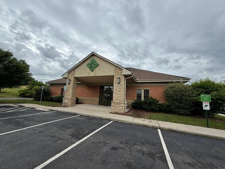 326 Partnership Pky, Maryville, TN à vendre - Photo de l’immeuble – Image 2 sur 47
