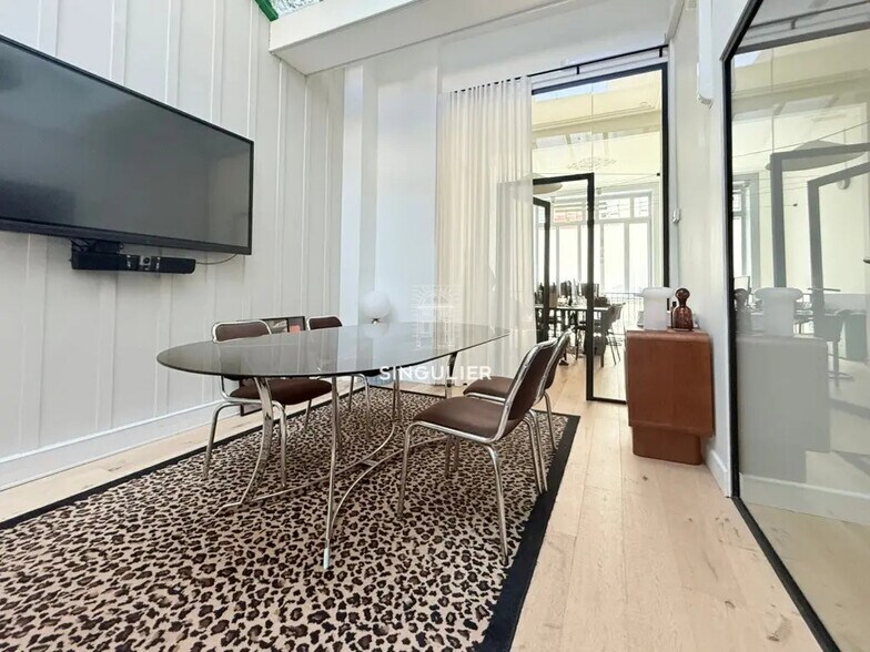 122 Rue Jacquemars Gielée, Lille à vendre - Photo de l’immeuble – Image 2 sur 10