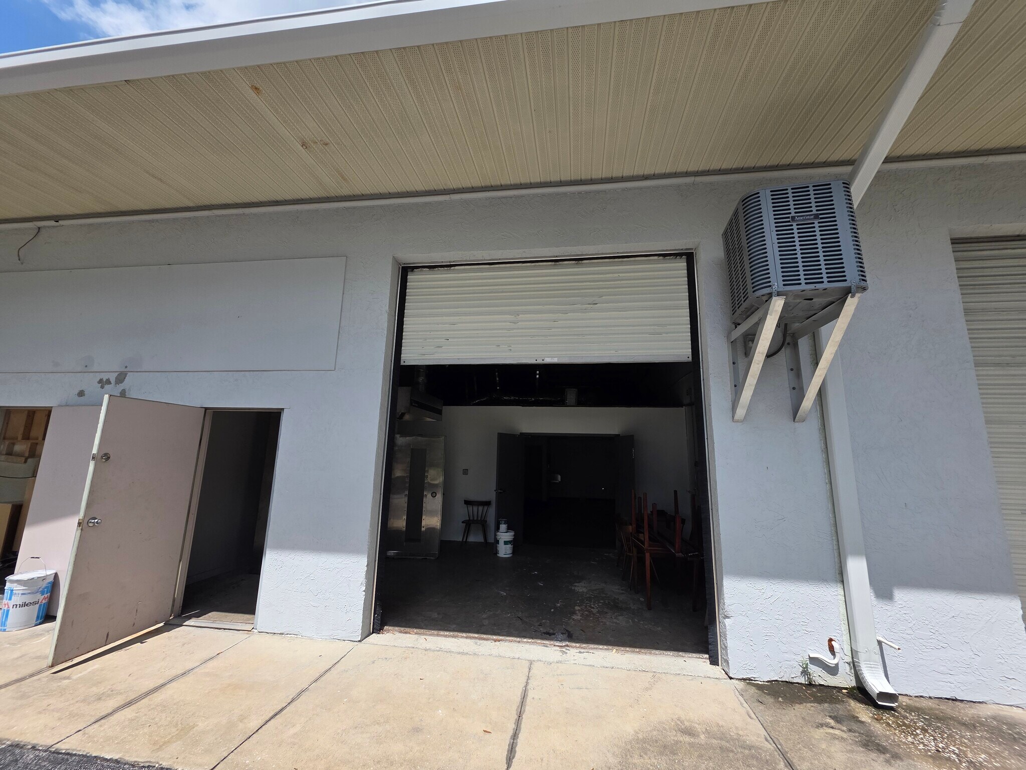 6250 42nd St N, Pinellas Park, FL à louer Photo de l’immeuble– Image 1 sur 8