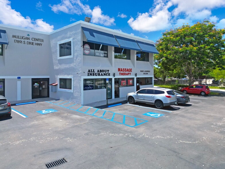 17891 S Dixie Hwy, Miami, FL à vendre - Photo de l’immeuble – Image 3 sur 17