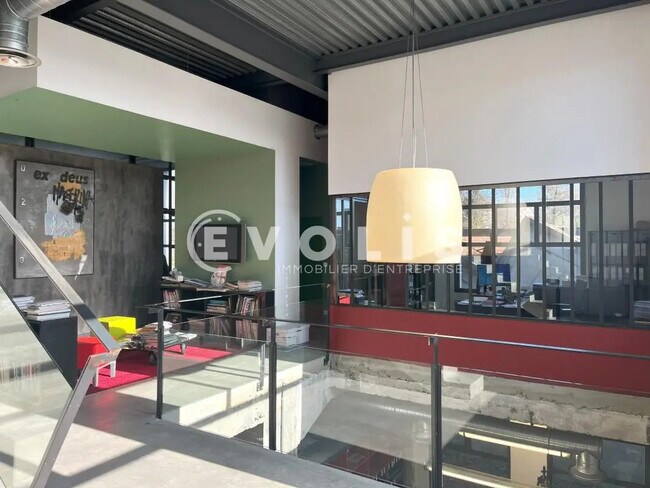 Plus de détails pour Bureau à vendre