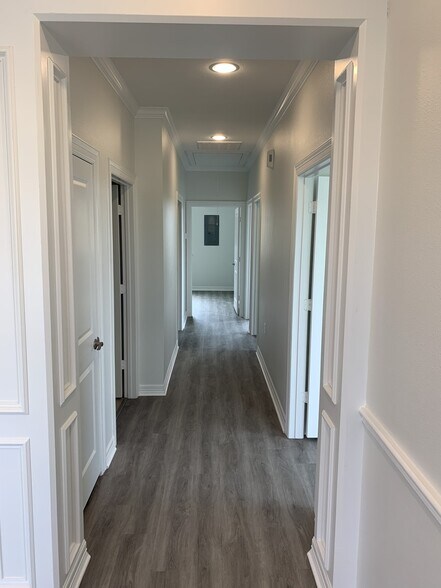 2743 Smith Ranch Rd, Pearland, TX à louer - Photo de l’immeuble – Image 3 sur 8