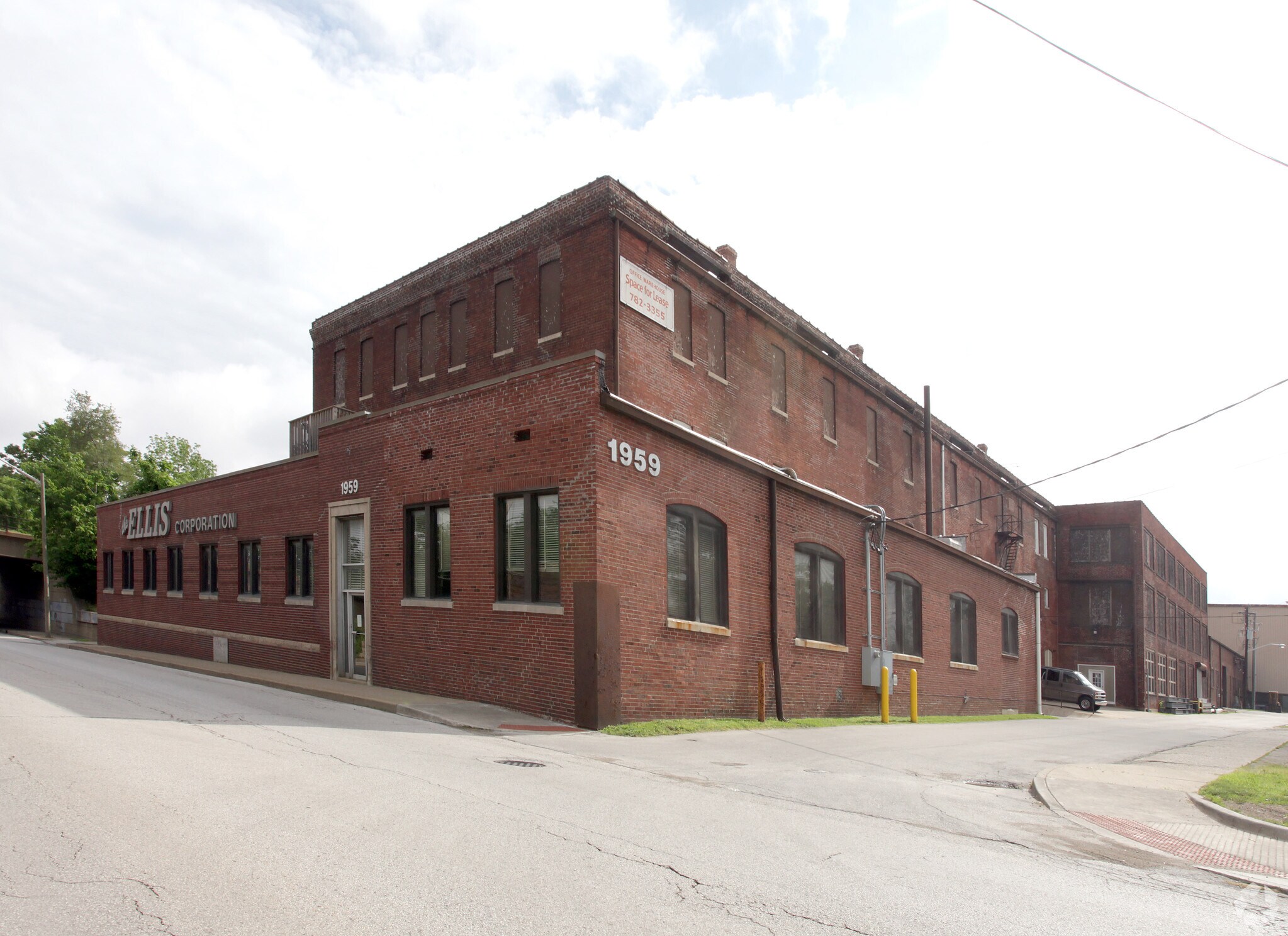 1959 S Meridian St, Indianapolis, IN à louer Photo principale– Image 1 sur 5