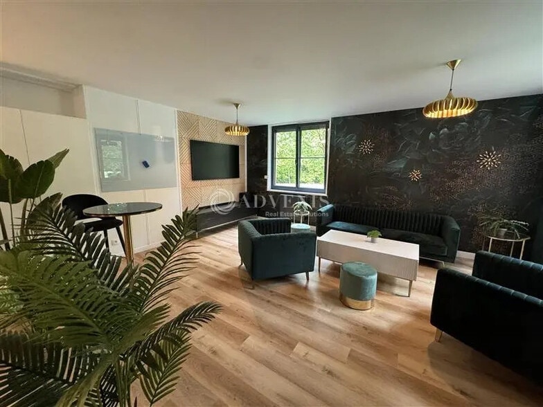 Bureau dans Lognes à louer - Photo intérieure – Image 2 sur 5