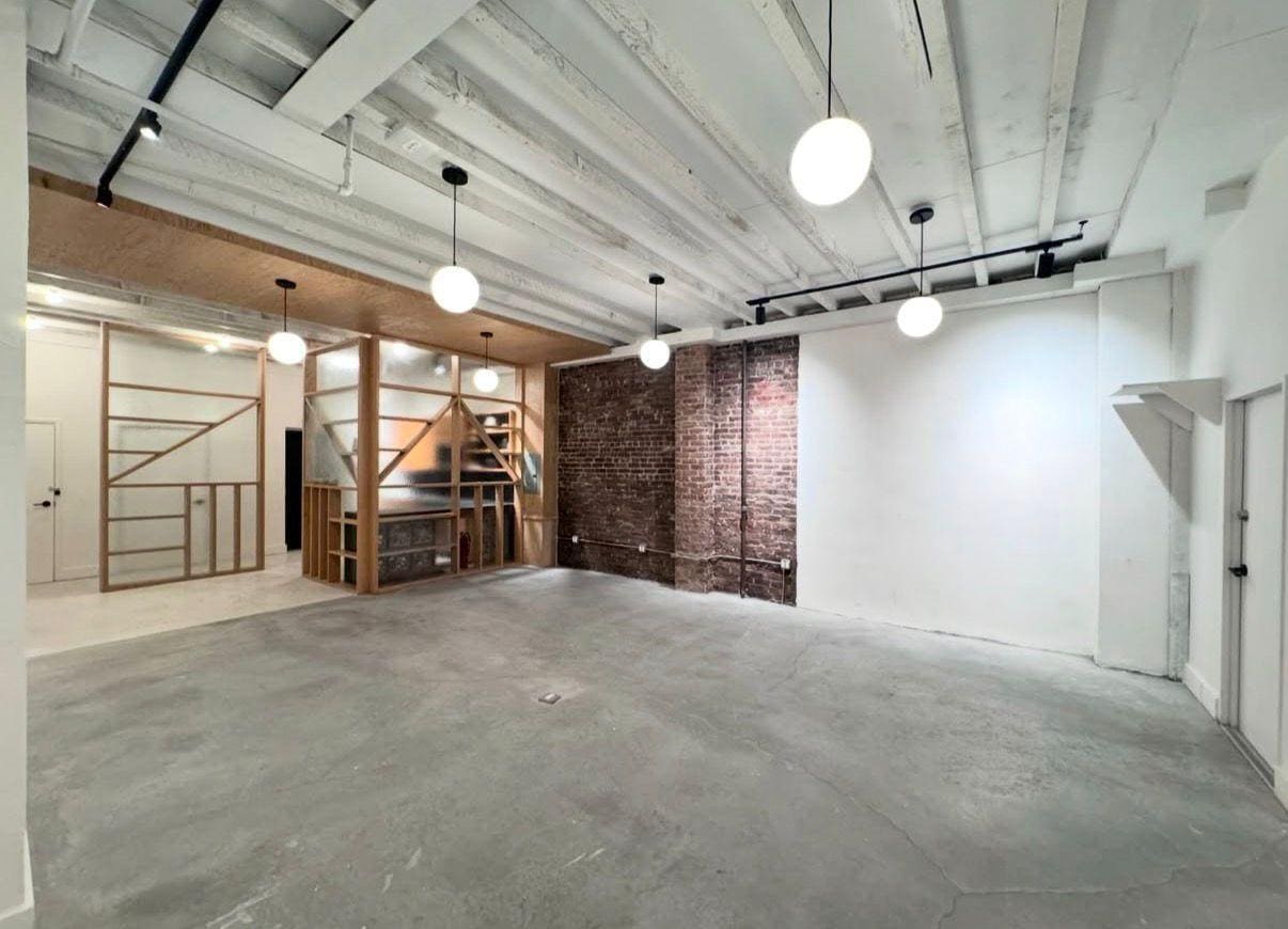 786 Knickerbocker Ave, Brooklyn, NY à louer Photo intérieure– Image 1 sur 4