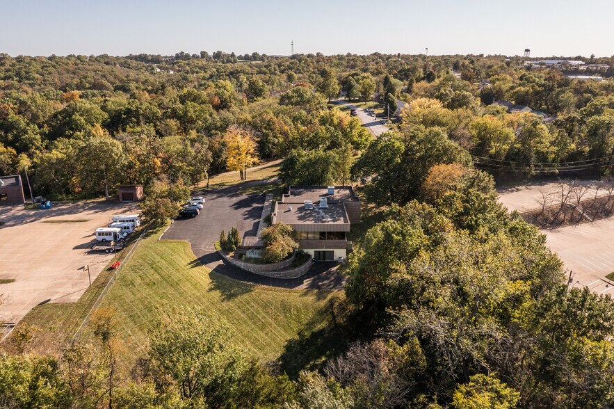 1423 Randy Ln, Jefferson City, MO à vendre - Photo de l’immeuble – Image 3 sur 47