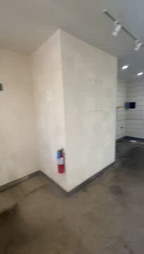 11675-11677 San Vicente Blvd, Los Angeles, CA à louer - Vidéo sur l’annonce professionnelle – Image 2 sur 4
