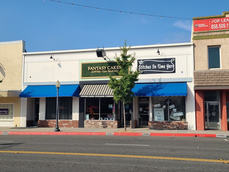 16525-16531 Bellflower Blvd, Bellflower, CA à louer - Photo de l’immeuble – Image 1 sur 15