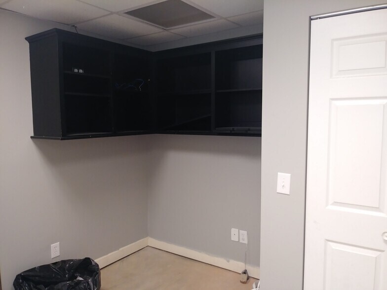 199 N Main St, Rutherfordton, NC à louer - Photo de l’immeuble – Image 3 sur 4