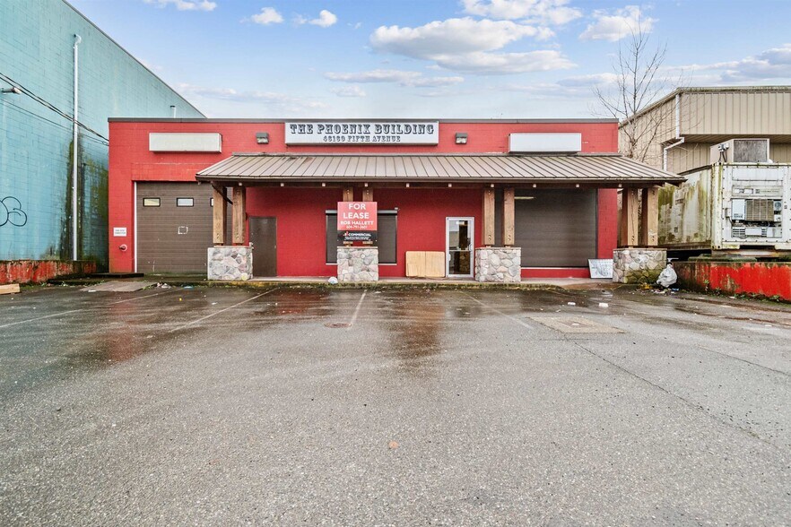 46160 Fifth Ave, Chilliwack, BC à louer - Photo de l’immeuble – Image 1 sur 10