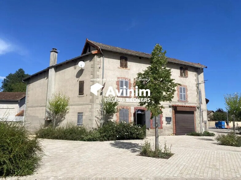Local commercial dans Orléat à vendre - Photo de l’immeuble – Image 2 sur 7