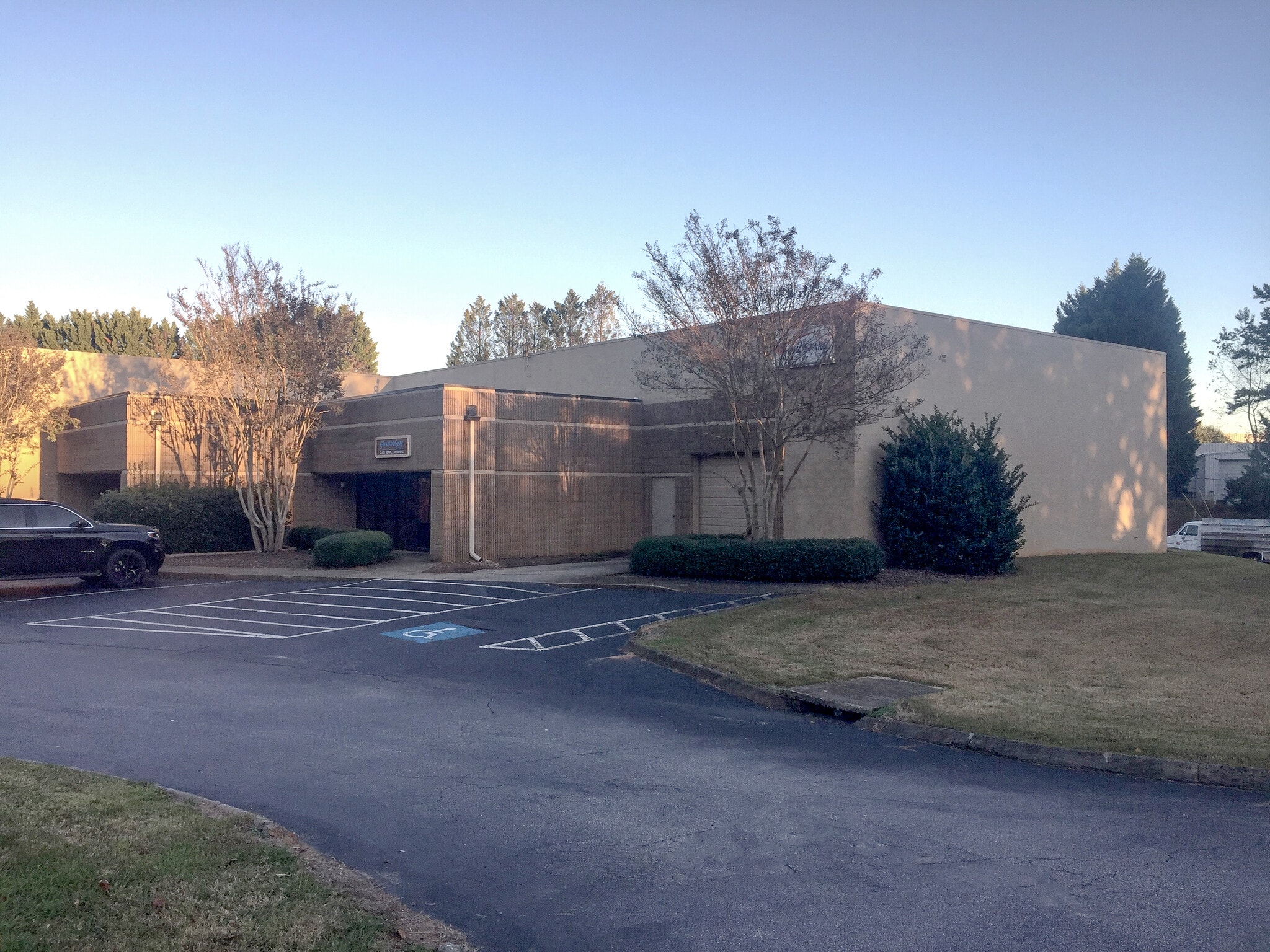 4 McDougall Ct, Greenville, SC à louer Photo de l’immeuble– Image 1 sur 2