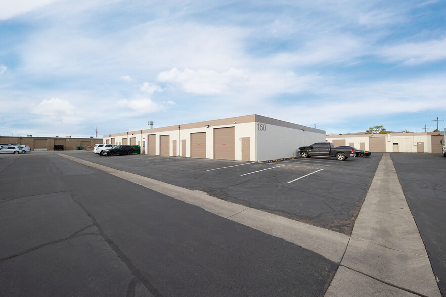 150 Freeport Blvd, Sparks, NV à louer - Photo de l’immeuble – Image 1 sur 40
