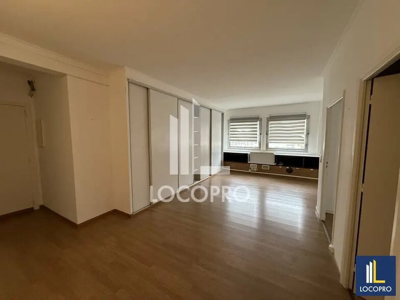 Bureau dans Nice à louer - Photo intérieure – Image 1 sur 11