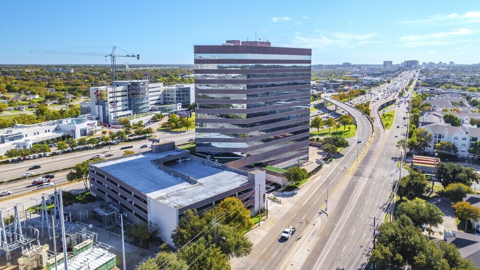 12001 N Central Expy, Dallas, TX à louer - Photo de l’immeuble – Image 2 sur 29