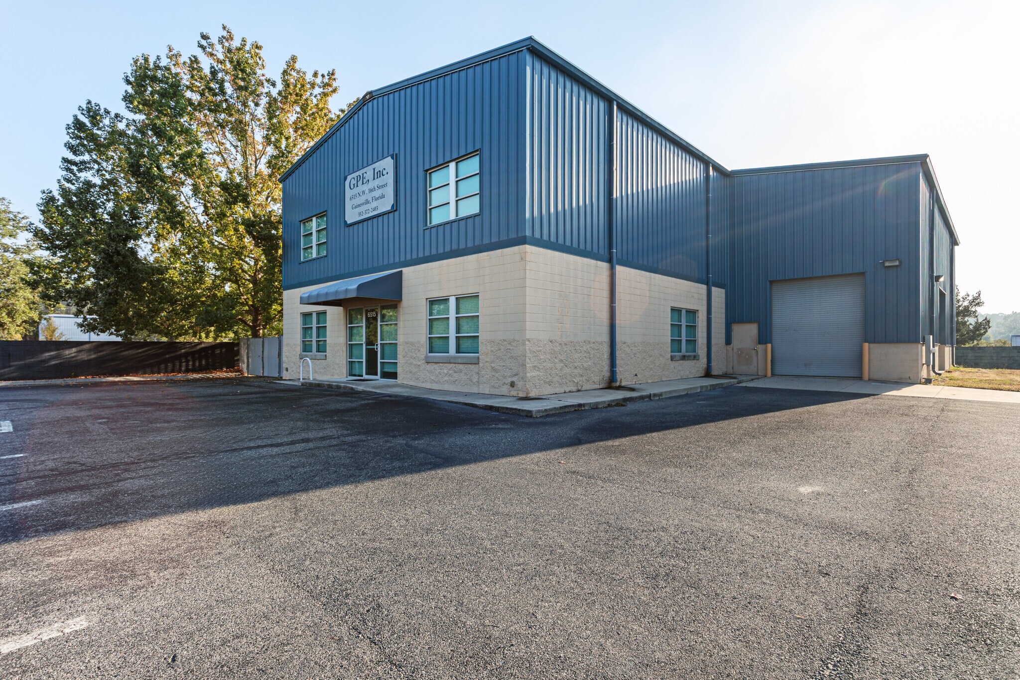 6515 NW 16th St, Gainesville, FL à louer Photo principale– Image 1 sur 39