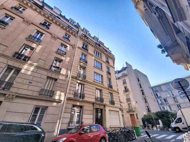 Bureau dans Paris à vendre - Photo de l’immeuble – Image 1 sur 5