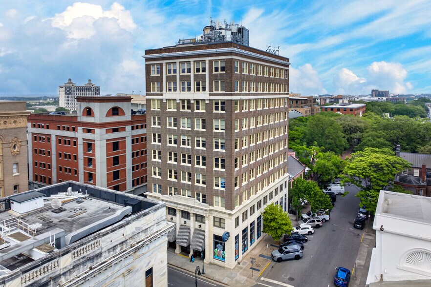 24 Drayton St, Savannah, GA à louer - Photo principale – Image 1 sur 9