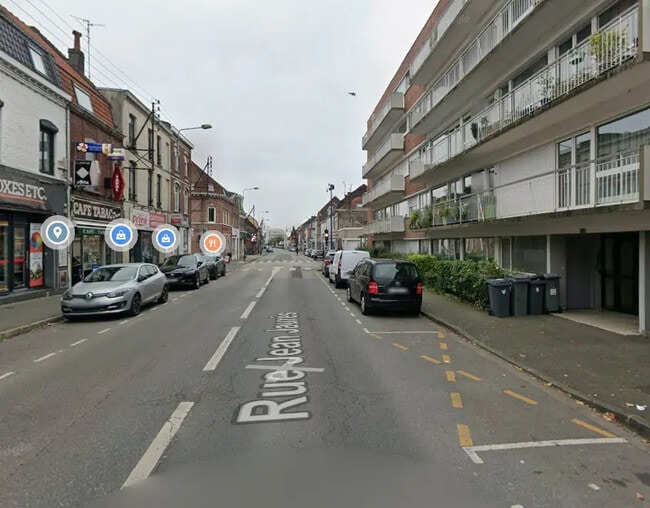 Plus de détails pour Local commercial à louer