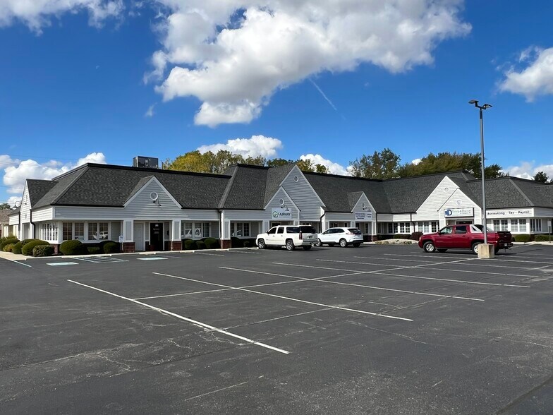 1320 E 53rd St, Anderson, IN à louer - Photo de l’immeuble – Image 1 sur 17