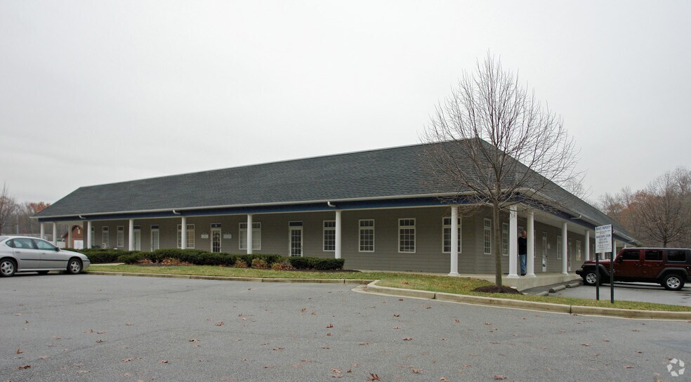 325 Gambrills Rd, Gambrills, MD à louer - Photo de l’immeuble – Image 3 sur 3