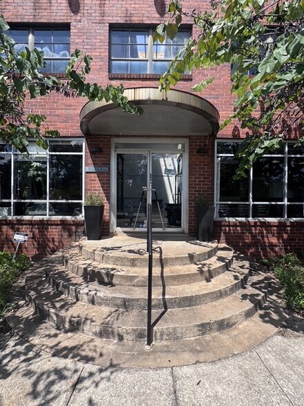 675 Pulaski St, Athens, GA à louer - Photo de l’immeuble – Image 2 sur 29