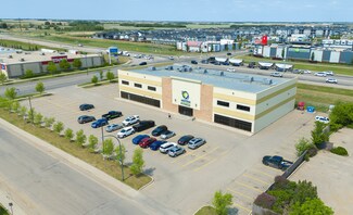 Plus de détails pour 320 Shillington Cres, Saskatoon, SK - Local commercial à vendre