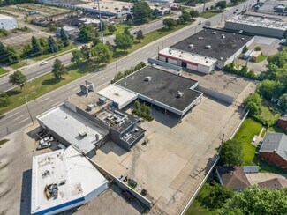 Plus de détails pour 21413 W 8 Mile Rd, Detroit, MI - Sports et loisirs à vendre