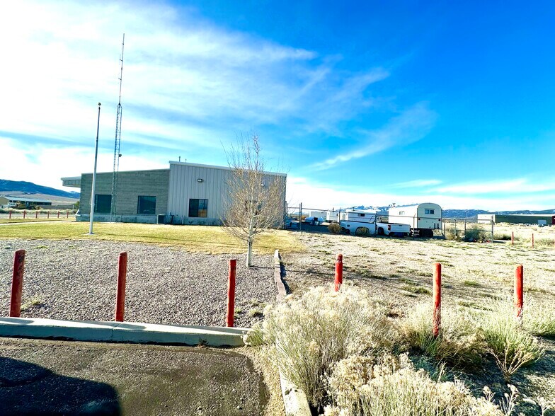 1245 Alpha St, Ely, NV à vendre - Photo de l’immeuble – Image 2 sur 28