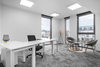 Plus de détails pour 22 Place De La Gare, Brunoy - Bureau à louer