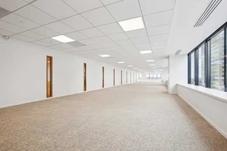 20 Avenue André Prothin, Courbevoie à louer Photo intérieure– Image 2 sur 3