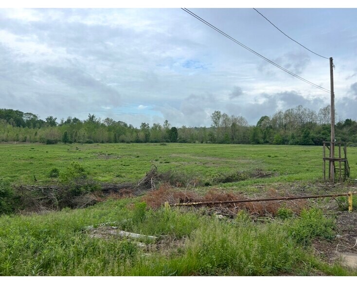 94 SR 21, Mineral Wells, WV à vendre - Photo de l’immeuble – Image 2 sur 7