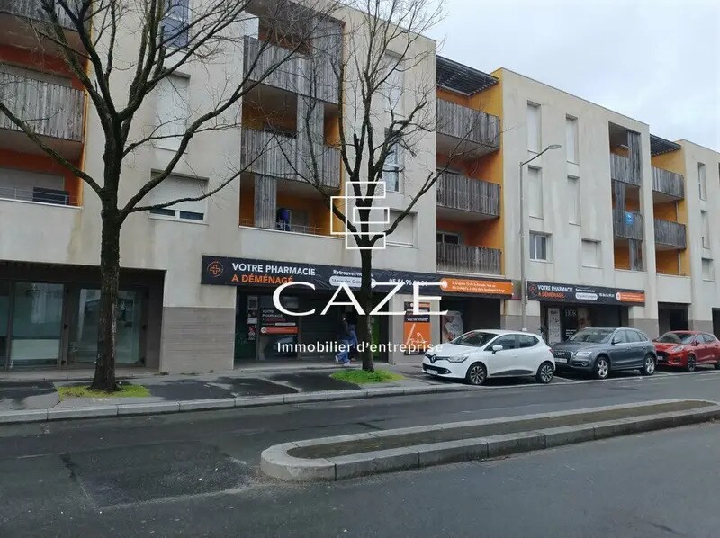 Local commercial dans Mérignac à louer Photo de l’immeuble– Image 1 sur 8