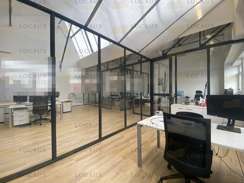 Bureau dans Argenteuil à louer - Photo de l’immeuble – Image 3 sur 7