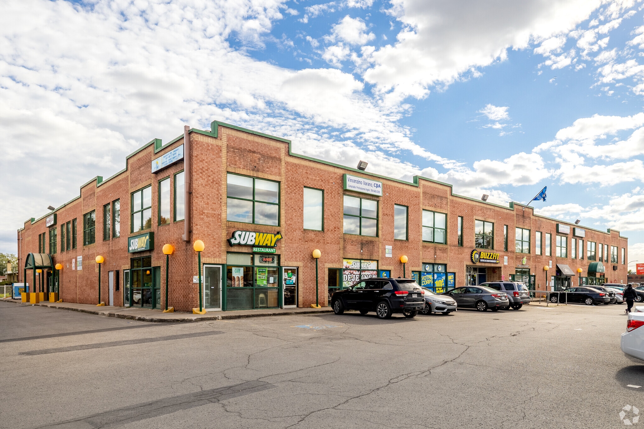 5872 Boul Léger, Montréal, QC à louer Photo principale– Image 1 sur 6