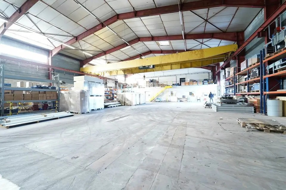 Local d’activités dans Messimy à louer Photo intérieure– Image 1 sur 8