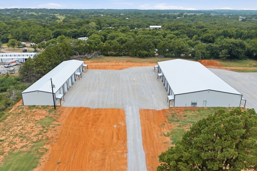 14005 FM 730 N, Azle, TX à louer - Photo de l’immeuble – Image 3 sur 33