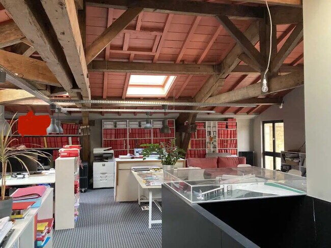 Plus de détails pour Bureau à louer