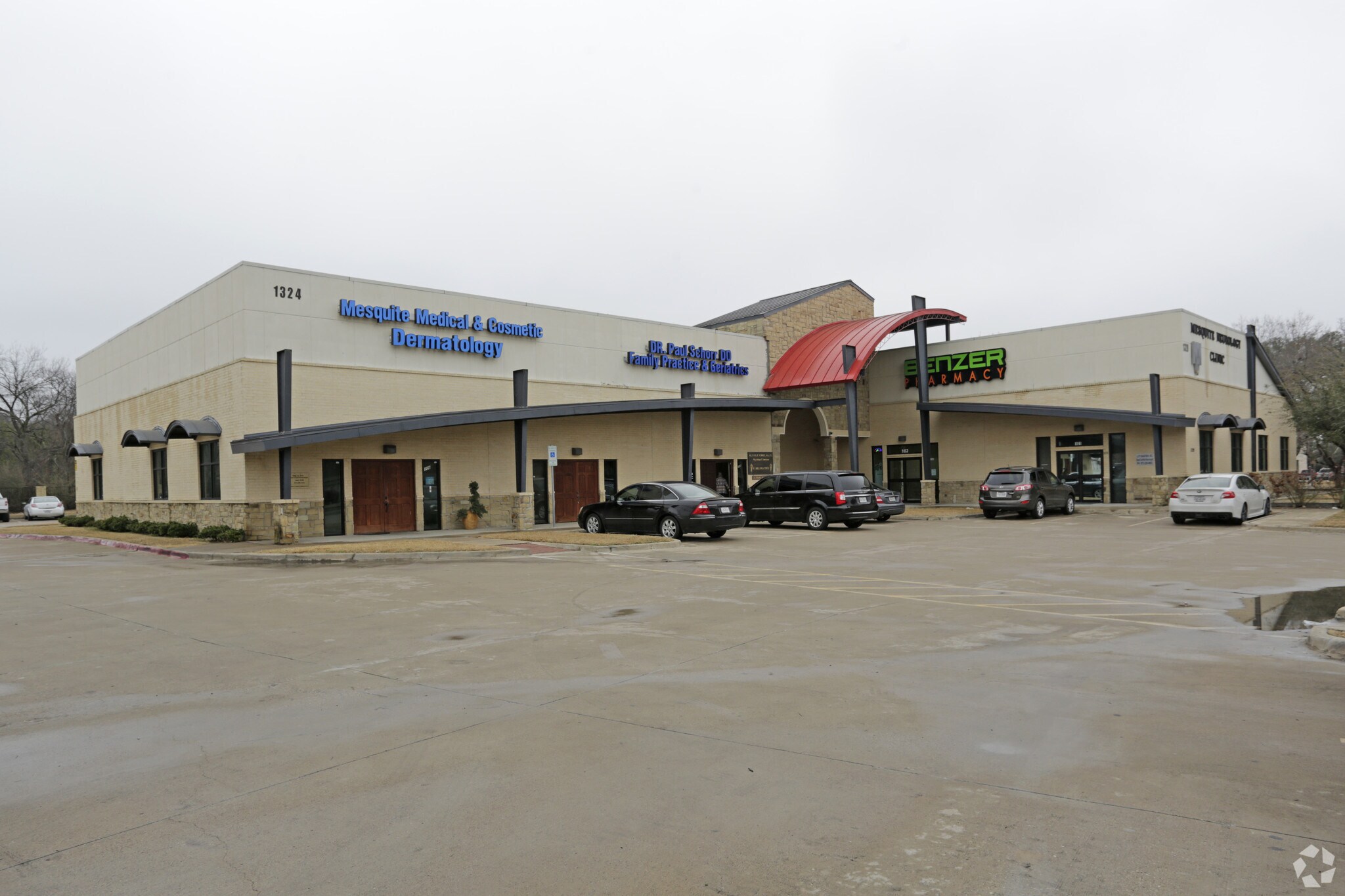 1320 N Galloway Ave, Mesquite, TX à louer Photo de l’immeuble– Image 1 sur 19