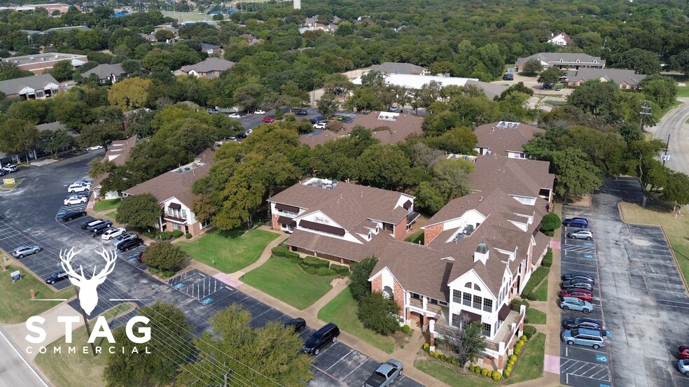 2300 Highland Village Rd, Highland Village, TX à louer - Photo de l’immeuble – Image 3 sur 20