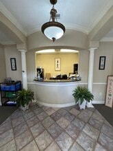 8345 Gunn Hwy, Tampa, FL à vendre Photo intérieure– Image 2 sur 17