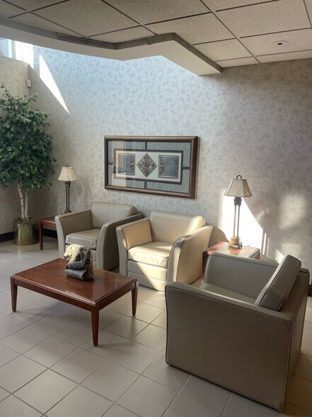 14601 Hwy 41 N, Evansville, IN à louer - Photo intérieure – Image 3 sur 8