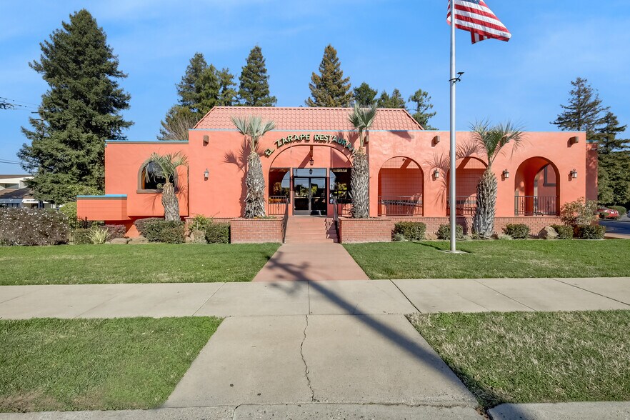 1005 Stafford Way, Yuba City, CA à vendre - Photo principale – Image 1 sur 17